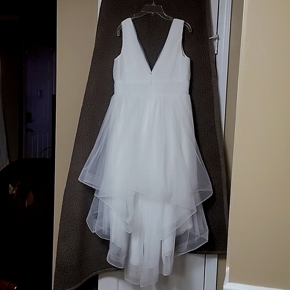 Cocktail dress by JJs House. - Picture 4 of 4